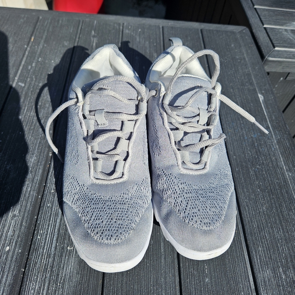 Propet Sneakers Womens 6.5 (2E)Gray Silver Travelactiv Lace Up Athletic New‎